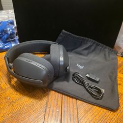 Logitech Zone Vibe 100 Wireless Over-Ear Headphones - Graphite
