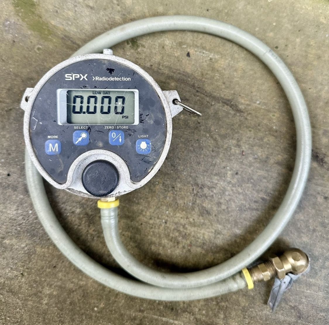 SPX Radiodetection Digital Pressure Gauge Dielectric 0-29.99 PSI
