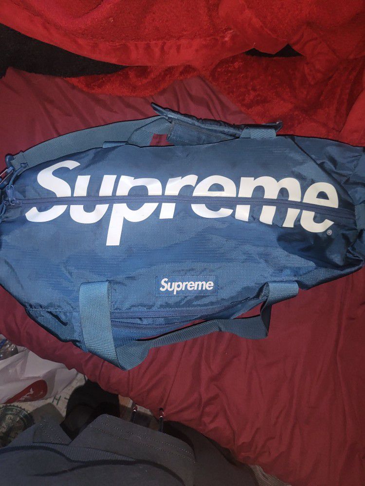 Supreme Teal/Blue Duffle Bag Authentic 