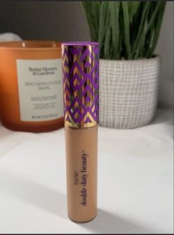 Tarte double duty concelear