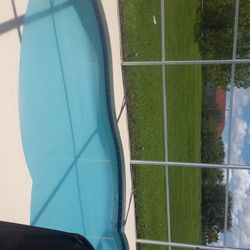 Se renta cuarto para dama Sola no mascotas.