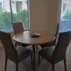 Dining table with 4 chairs from Scandinavian Design