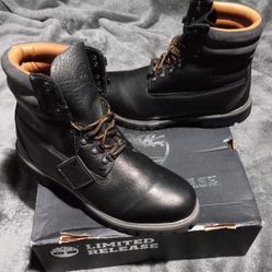 Pre-worn Exclusive Timberland Boots!!!!