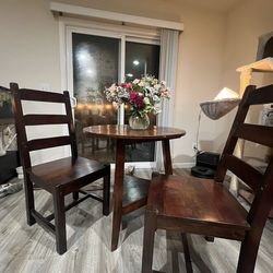 Round Dining Room Set