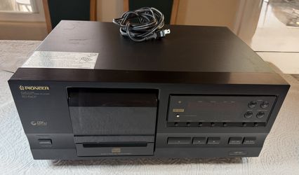 Pioneer PD-607 CD Player – Vintage Stereo Component