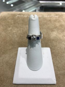 14KT White Gold and Sapphire Diamond Ring