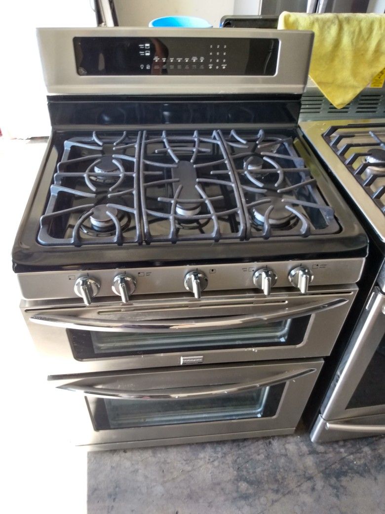 Frigidaire Gas Stove Double Oven 30 Inch - We Deliver!