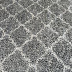 7’ X 10’ Drexel Shaggy Area Rug Gray/White OBO