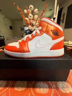 Air Jordan 1 Mid Orange White Sneaker