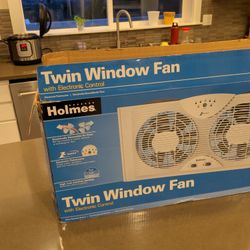 Holmes Twin Window Fan - Model HAWF2043