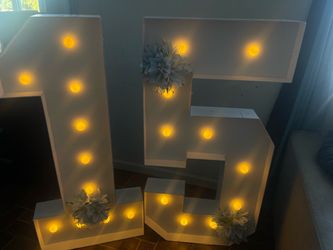 15 light up numbers with flowers