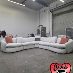 5 Piece Sectional Couch- Free Delivery‼️