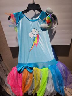 My little pony Rainbow Dash costume