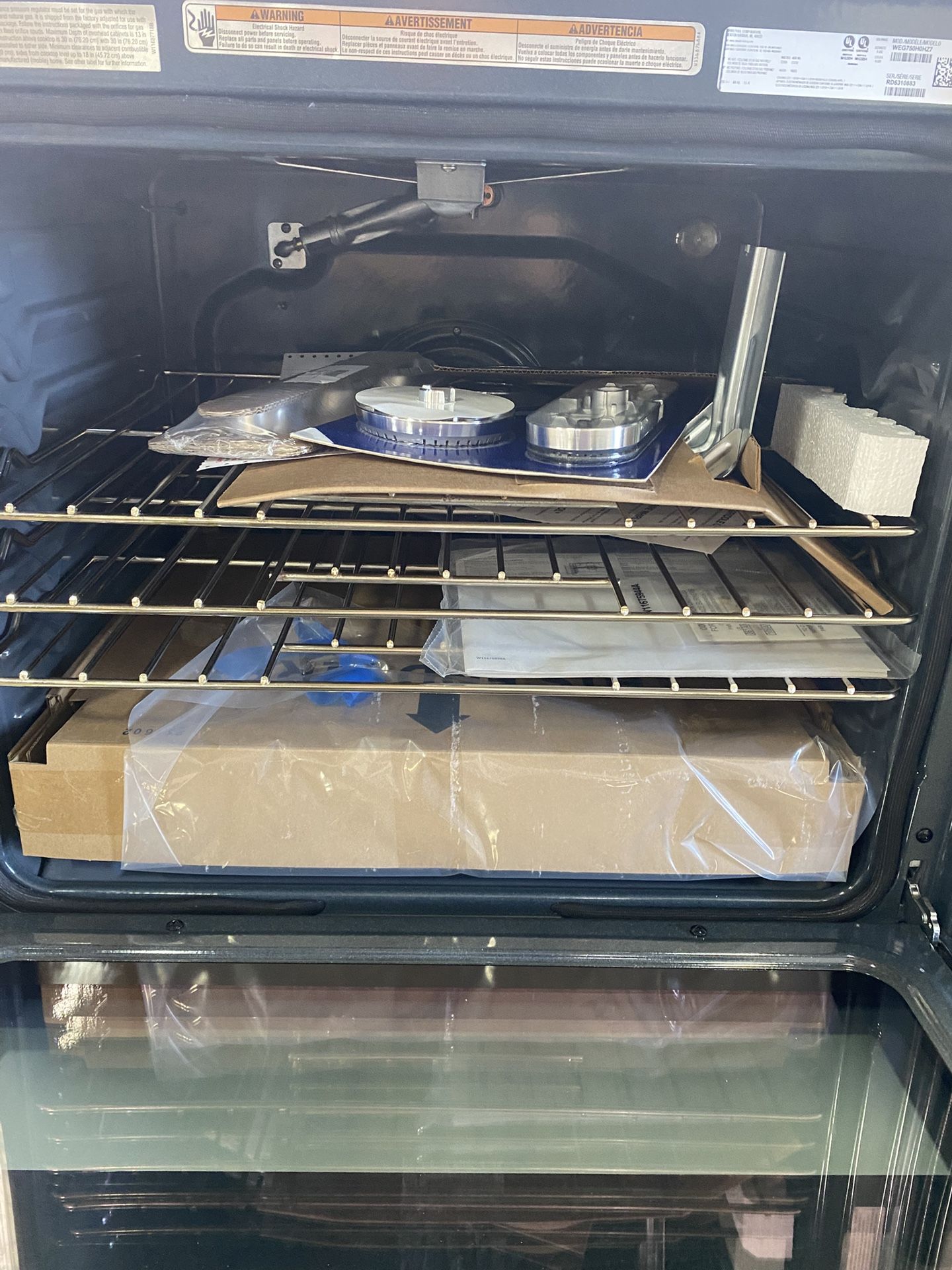 Whirlpool WEG750H0HZ 30 Inch Slide-In Gas Smart Range with 5 Sealed Burners, 5.8 Cu. Ft. Oven