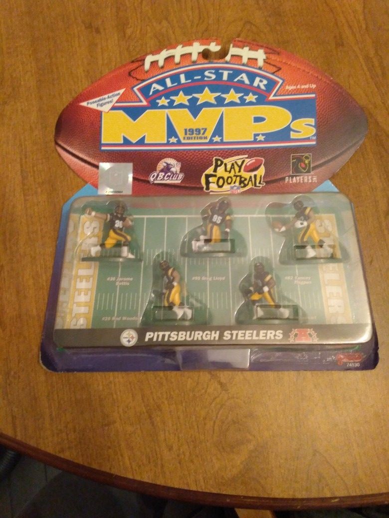Pittsburgh Steelers Figures