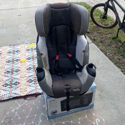 Evenflo Car seat 
