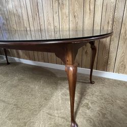 Cherry Oak Dining Table Set + 5 Chairs