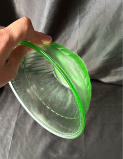 Uranium Glass Mixing Bowl