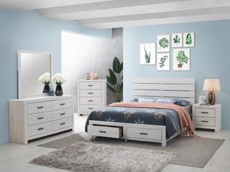 4 PC Bedroom Set new