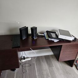 Free Computer Desk