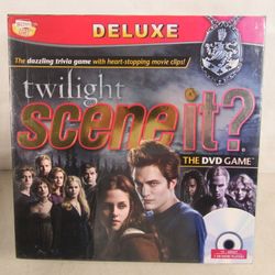 TWILIGHT SCENE IT? DELUXE DVD GAME Twilight Saga Trivia New & Sealed


