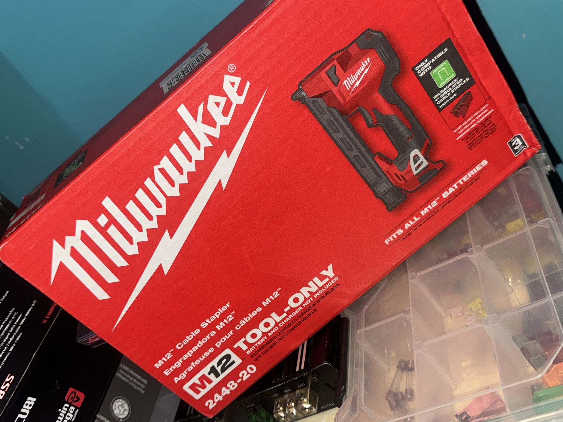 Milwuakee M12-CABLE STAPLER •Sealed•