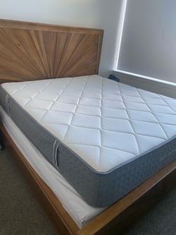 Lull luxe Hybrid mattress-California king size