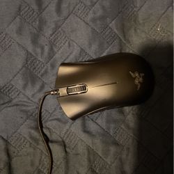 Razer Deathadder Essential Gaming Mouse