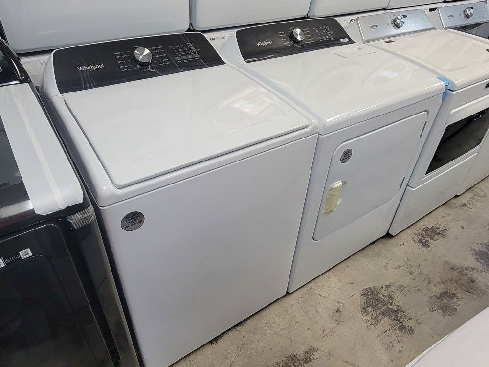 Whirlpool Top Loading Washer And Electric 220volt Dryer Set