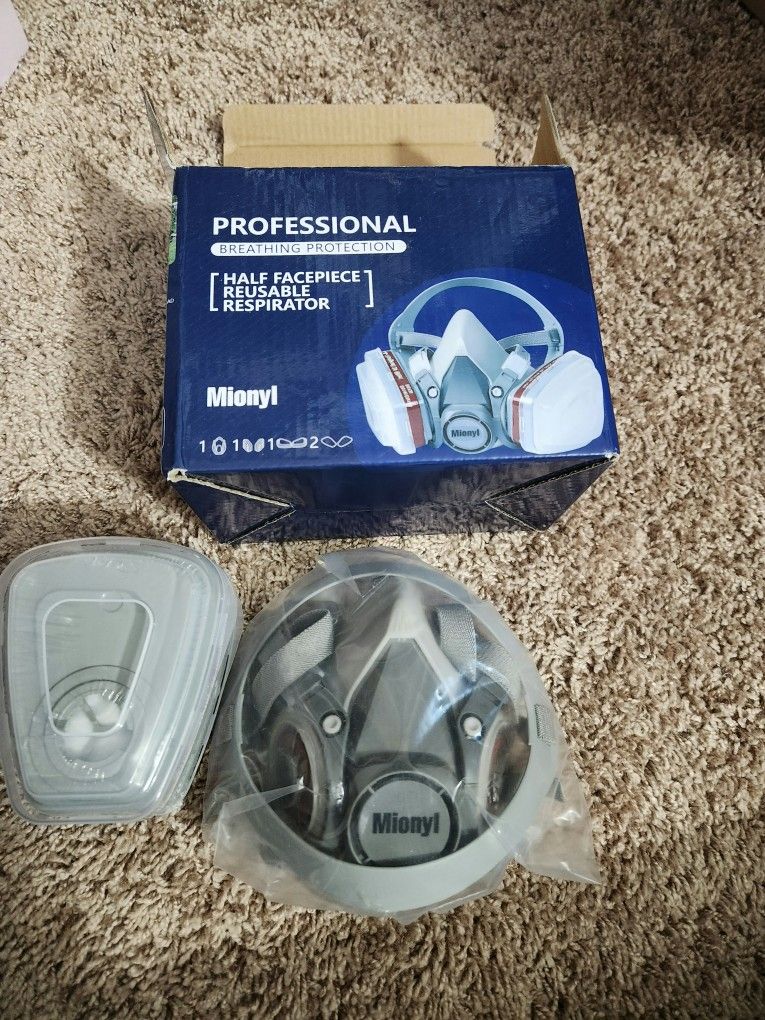 Full Face Mask, Reusable Mask with Filters, Anti-fog, Ideal for Paint, Dust, Spray
