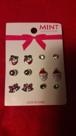 New Christmas Earrings $6