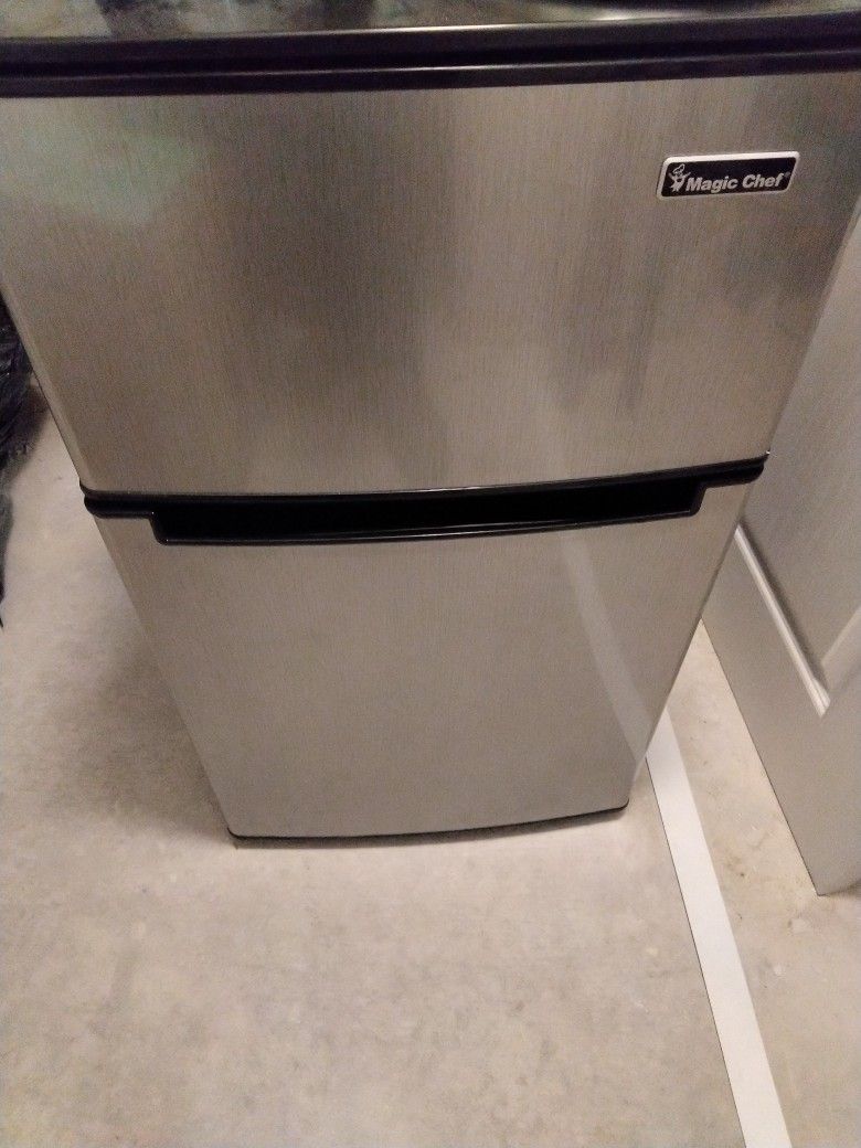 New Stainless Steel Mini Fridge