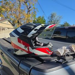 Helmet BILT XL  WITH GLAASS 