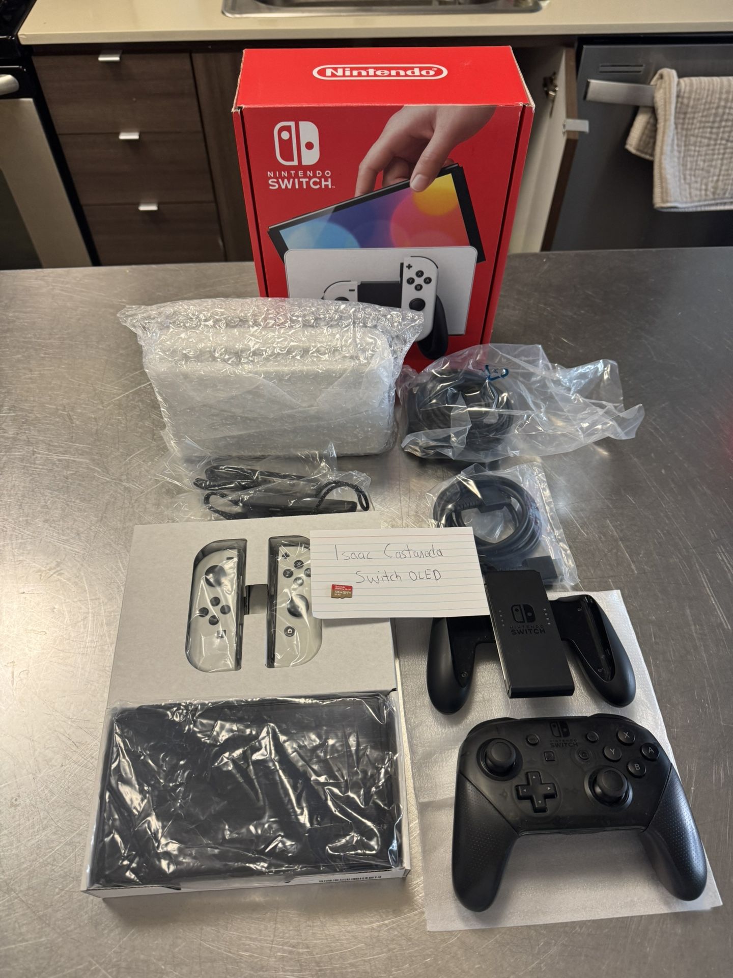 Nintendo Switch OLED + Pro Controller And 128 GB SD Card