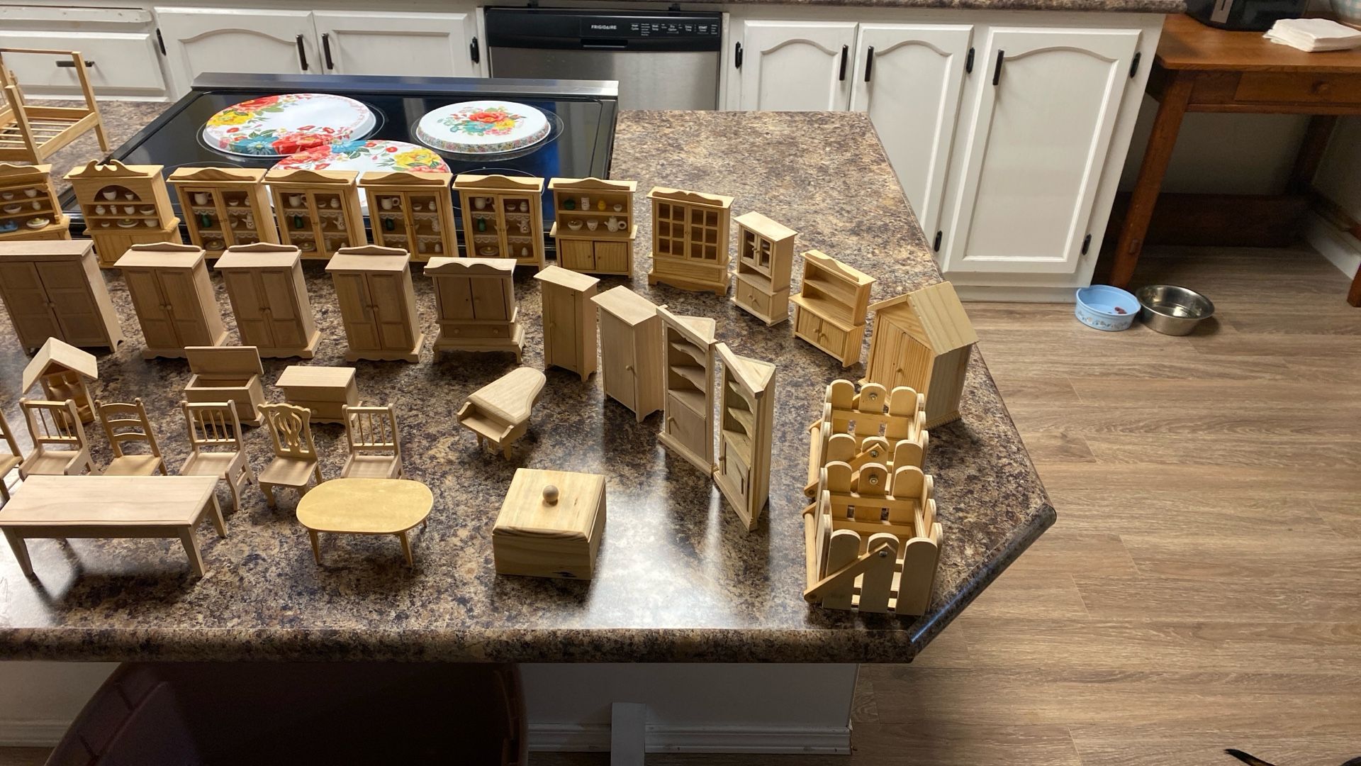 62-pieces Unpainted Miniature Doll House Furniture 