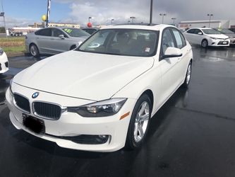 *Price Drop* Beautiful 2015 BMW 3 series 328i fully loaded