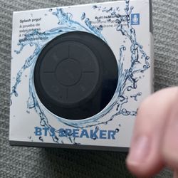 Bluetooth shower speaker *waterproof*