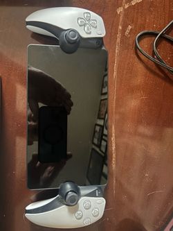 PlayStation Portal (like new)