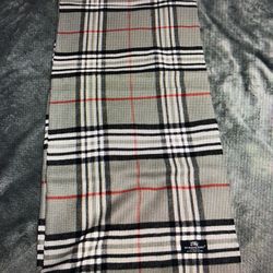 Grey Scarf.  1’ x 6’