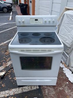Frigidaire Stove/Oven (contact info removed)26