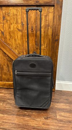 Luggage 21” Rolling Carry-On Suitcase (Black) Excellent Condition