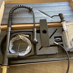 “Brand new” stainless steel kitchen faucet sink incl hot/cold hoses& Soap Dispenser Bronze 