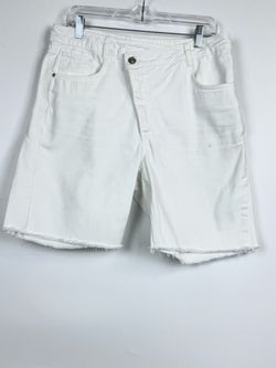 Zara White Denim Cut-Off Shorts.