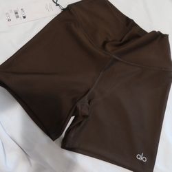 Alo Airlift Shorts Size M