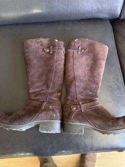 UGG BOOTS
