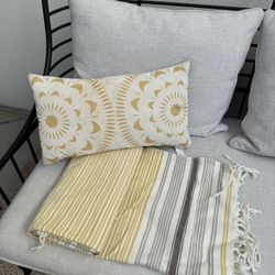 West Elm Outdoor Pillow And Throw 