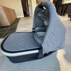 Uppababy Bassinet Baby