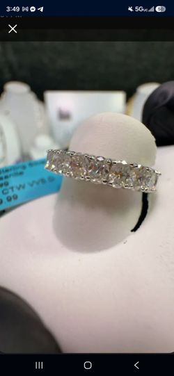 Moissanite Ring