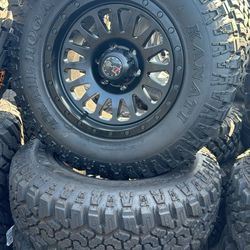 WHEELS B-17..BRAND NEW 17” INCH