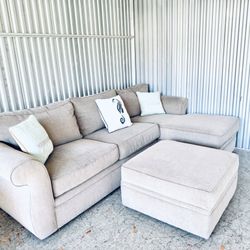 Stunning Upscale Robb & Stucky Modern Coastal Sectional Sofa with Storage Ottoman 